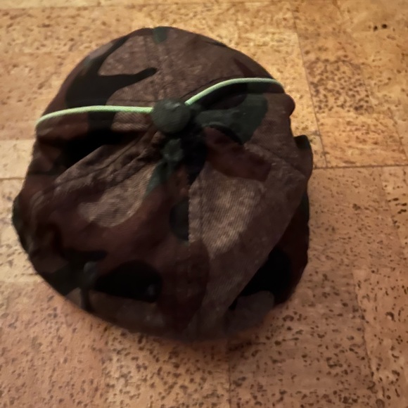 Hurley Camo FlexiFit Cap - Picture 3 of 5